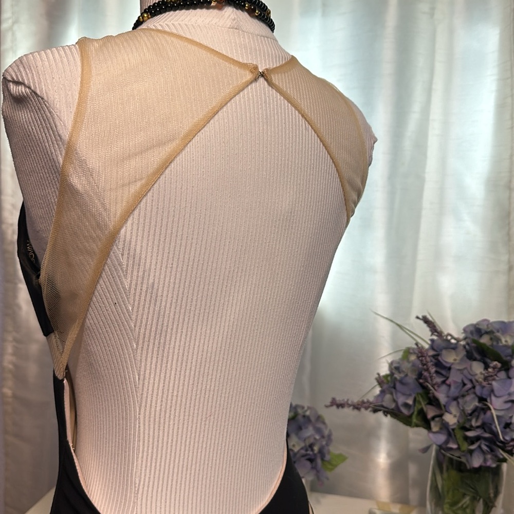 Illusion Gown - Picture 4 of 9